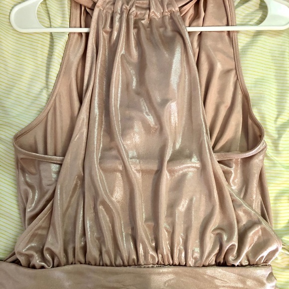 Express champagne shimmer tank - Picture 3 of 3